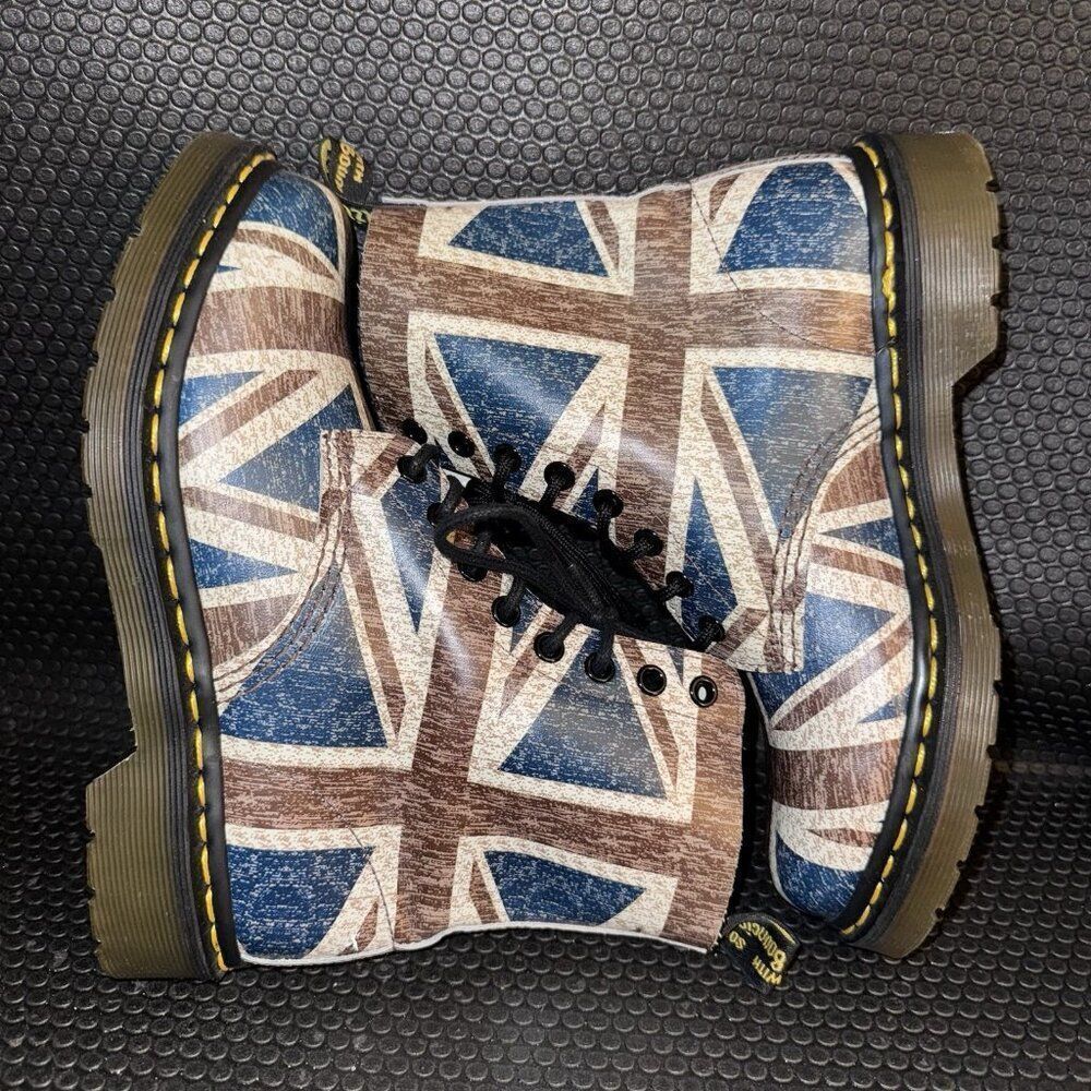 Dr. Doc Martens RARE Pascal Virginia Union Jack British Flag Boots Womens Size 6 - Picture 4 of 8